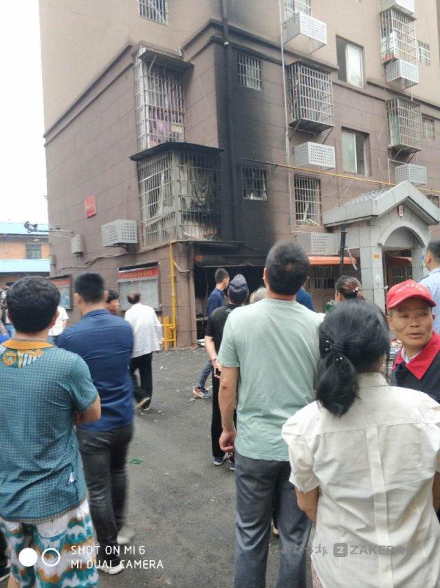 南昌新建區一小區煤氣罐爆炸， 4 人受傷