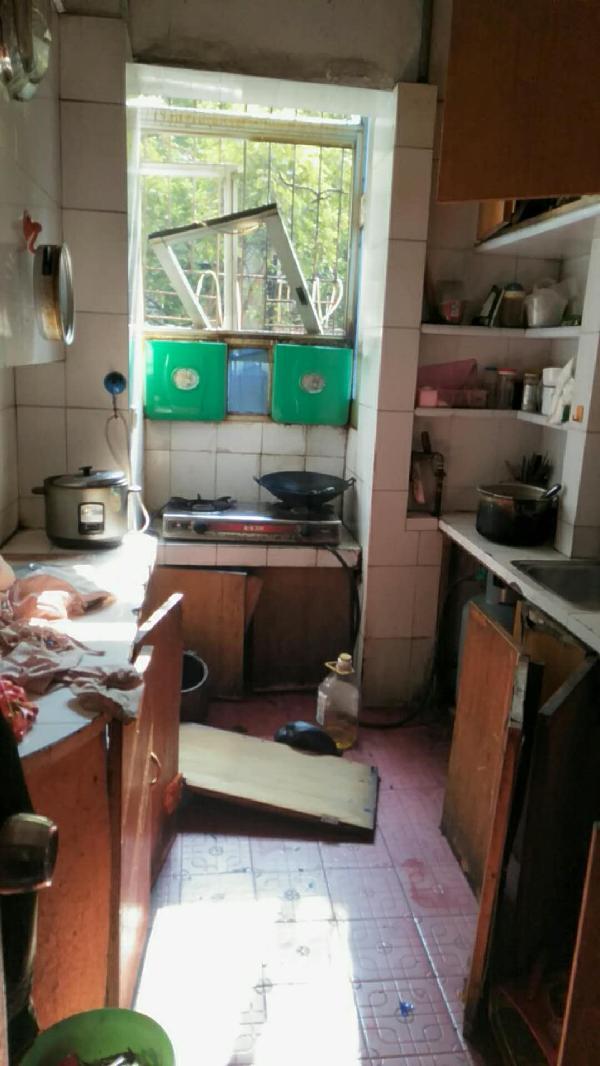 黃石爹爹使用煤氣后未關好 再次點火引爆炸(圖)