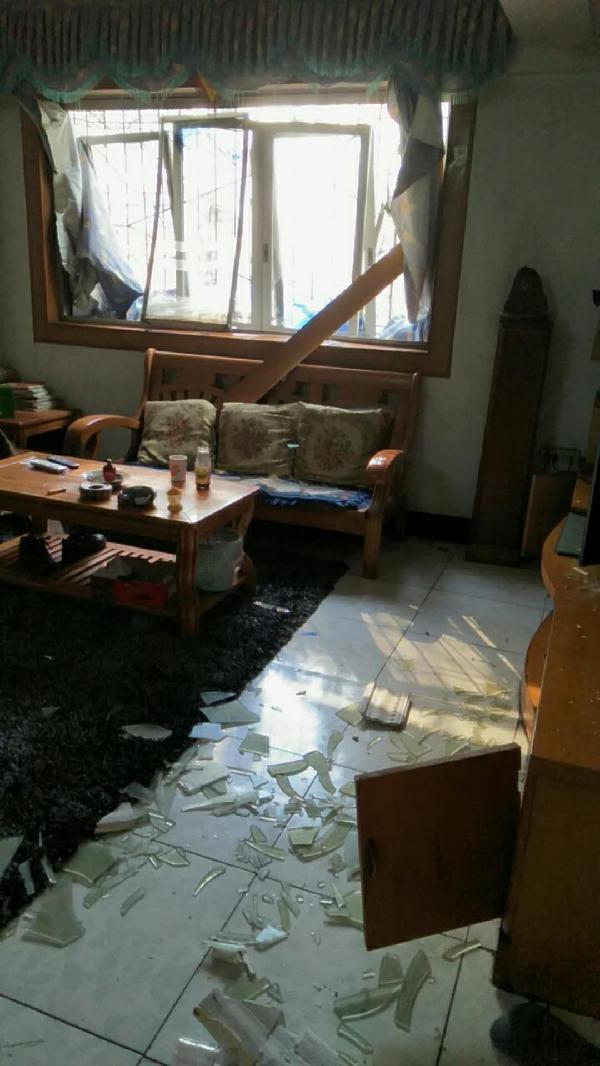 黃石爹爹使用煤氣后未關好 再次點火引爆炸(圖)